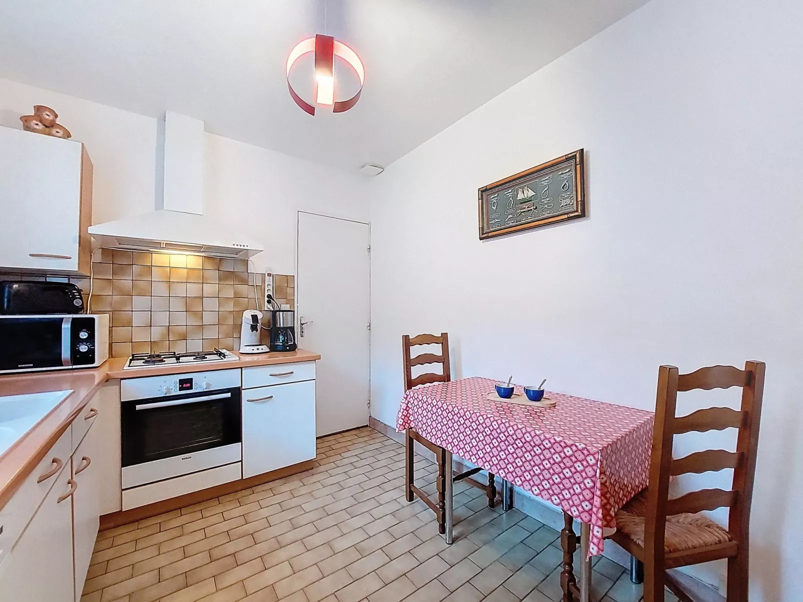 Les Alouettes - Drinnen