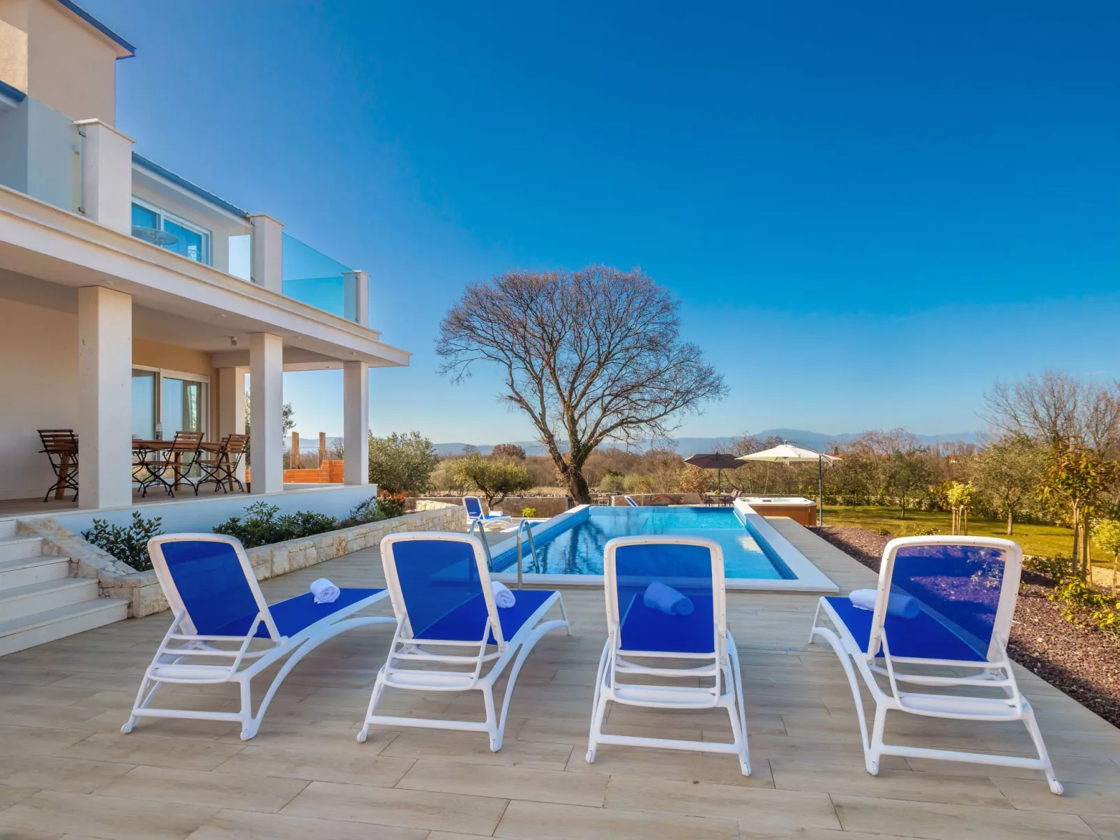 "Villa Roko" mit privatem Pool - Image-tags.info