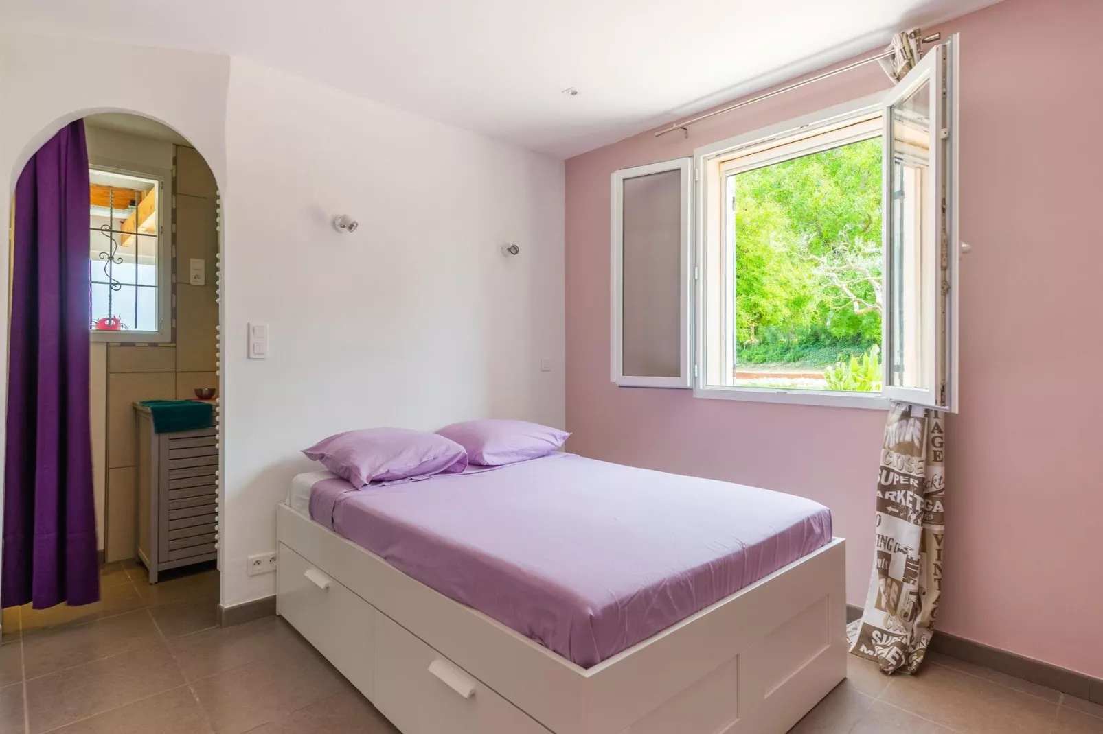 bedroom