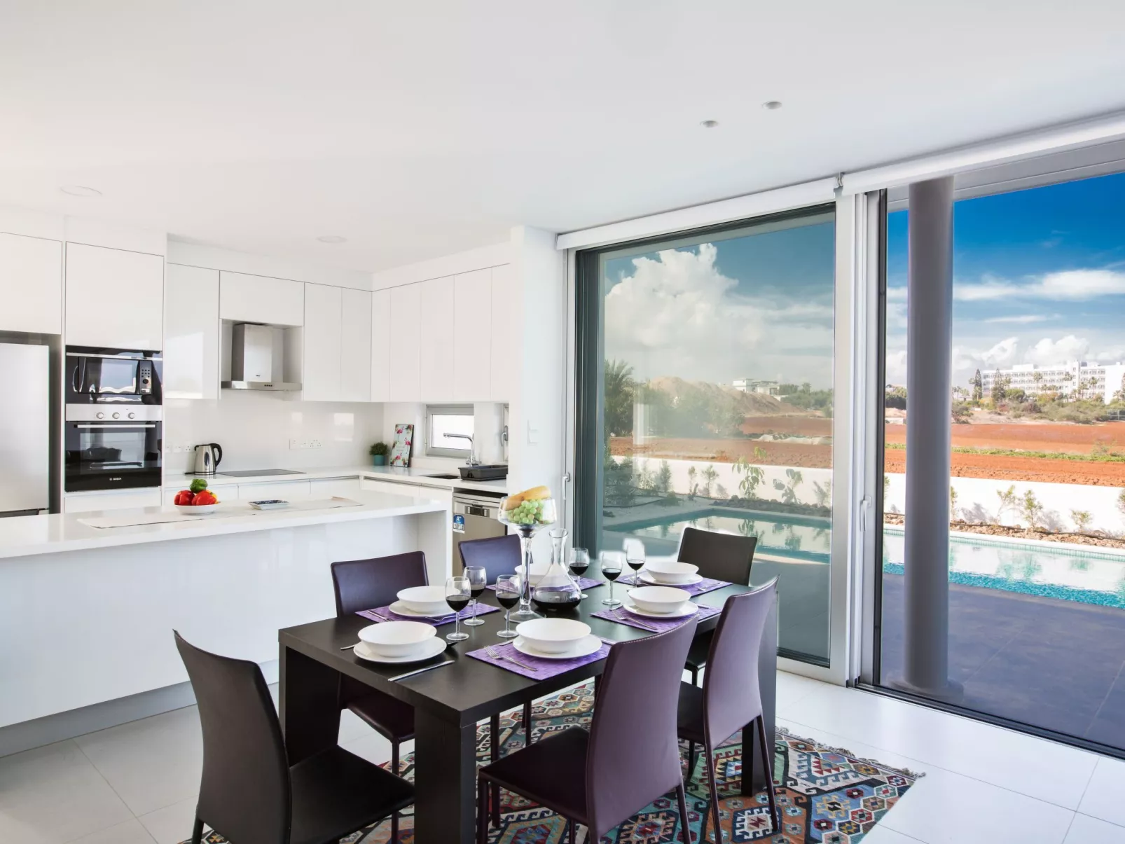 3-Schlafzimmer-Villa mit Pool, Dachgarten, Meerblick - Image-tags.info