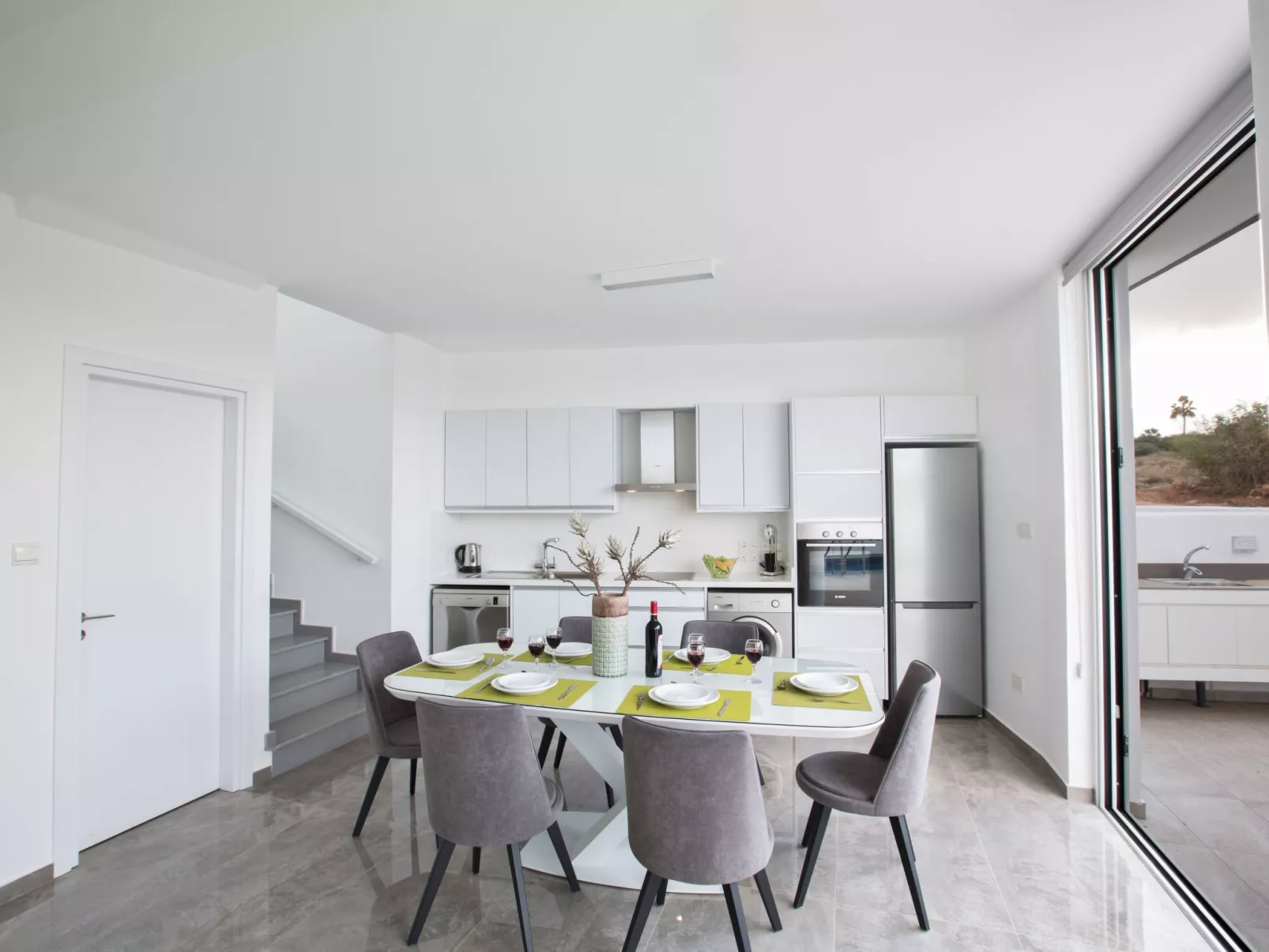 2-Schlafzimmer-Villa mit Pool, Dachgarten, Meerblick - Image-tags.info