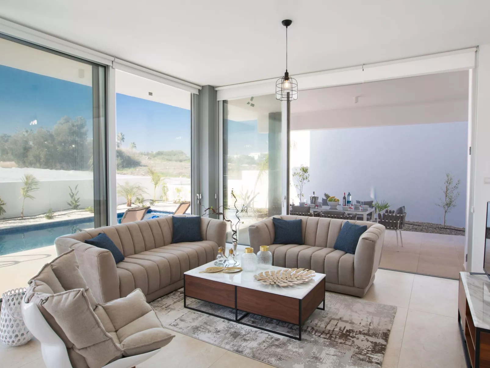 3-Schlafzimmer-Villa mit privatem Pool im Zentrum - Image-tags.info