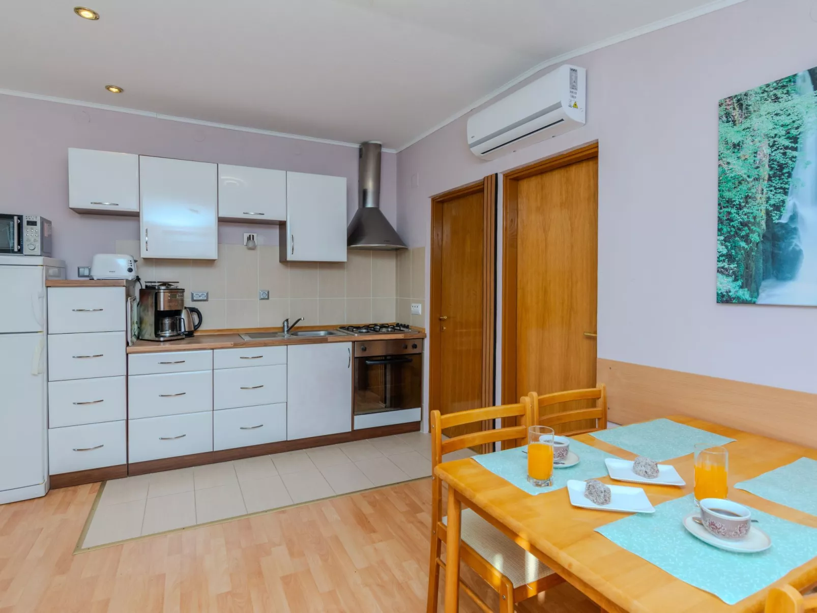 Apartment Jozef 3 - Image-tags.info