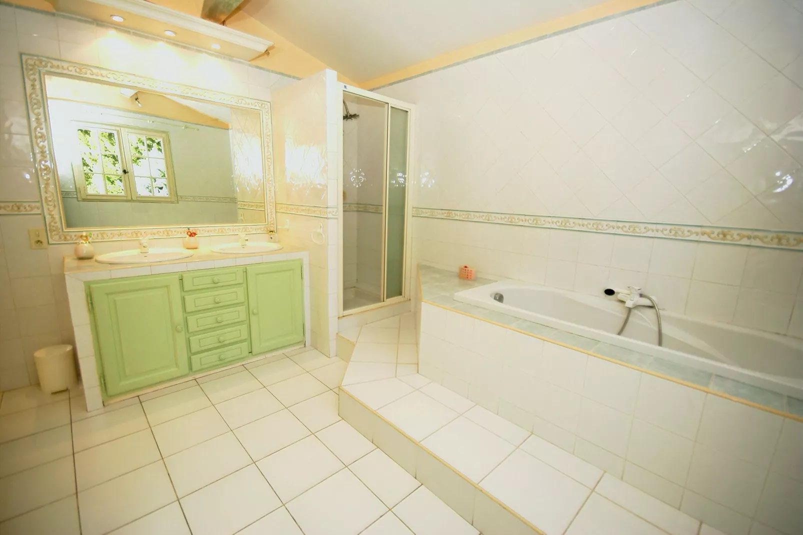 Maison de vacances Le Thor-Bathroom