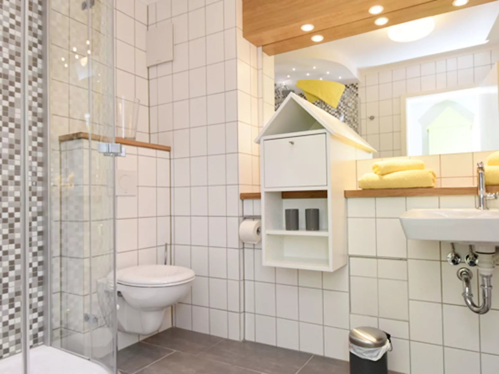 Appartement Sechs in Ostseebad Binz - Image-tags.info