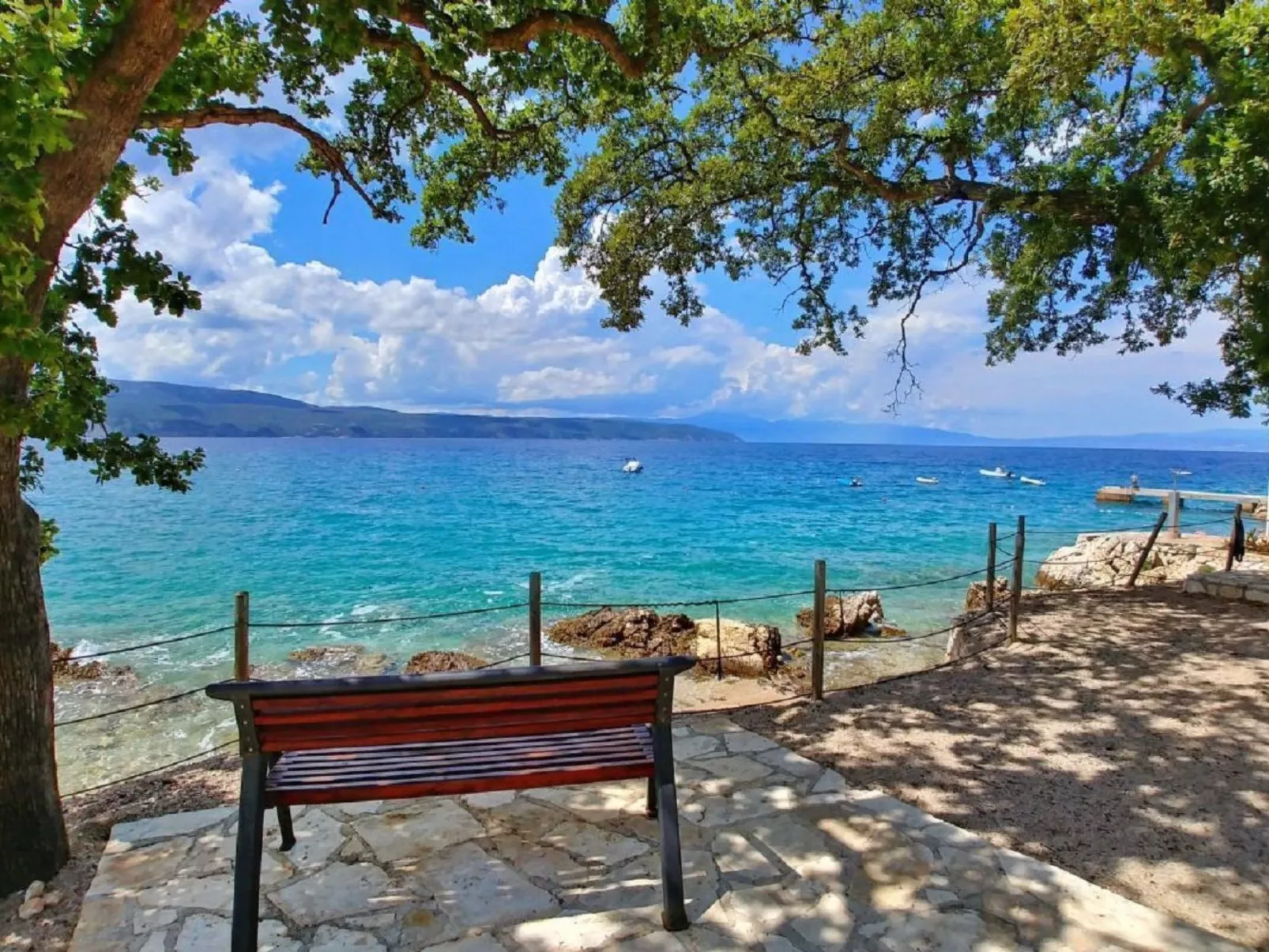 Schöne Steinvilla mit beheiztem Pool und Sauna - Image-tags.info