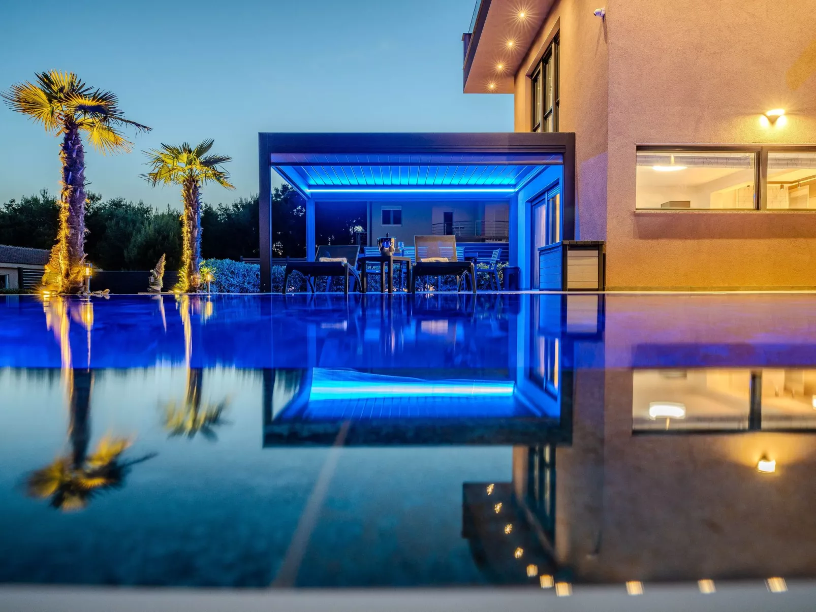 Royal 1 - Image-tags.info