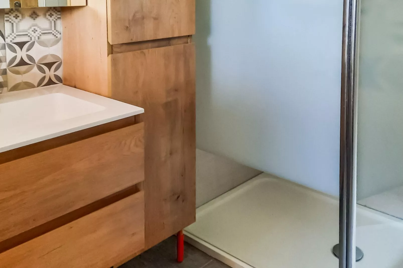 16 Chez Rambaud-Bathroom