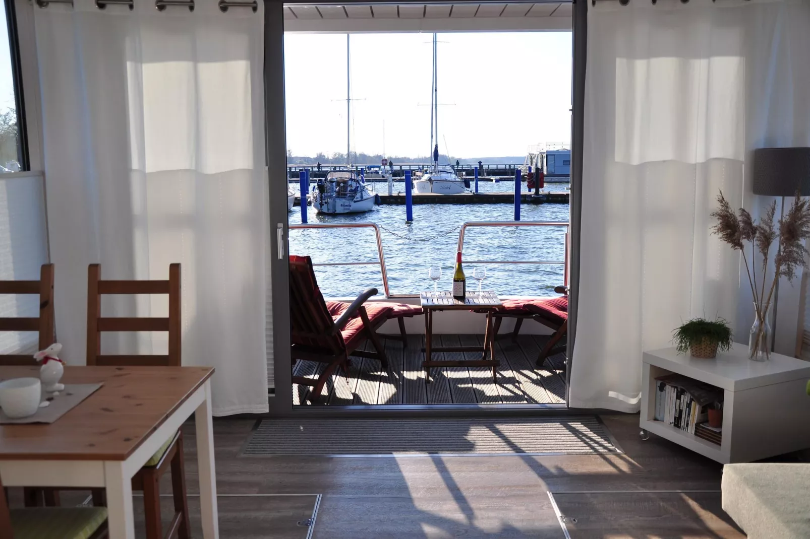 Floating House Paula - Salon