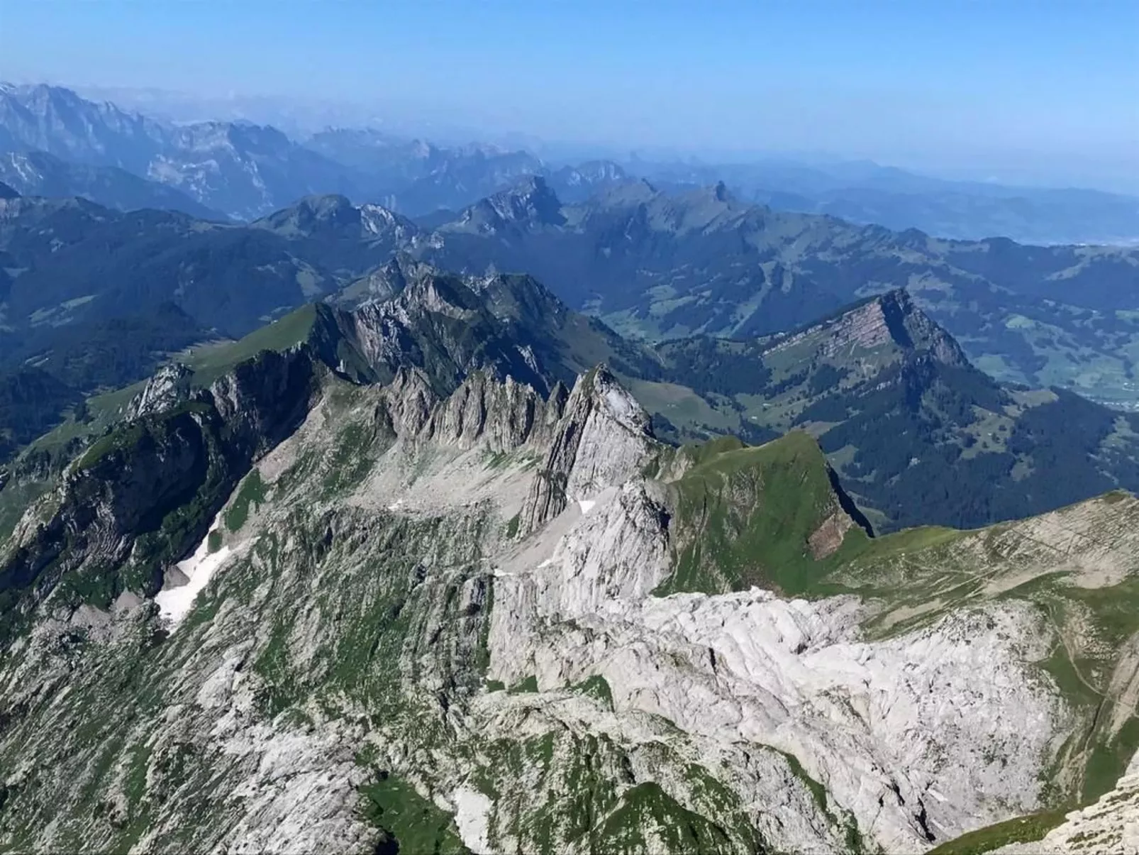 Gemütliche und geräumige Ferienwohnung - Dehors