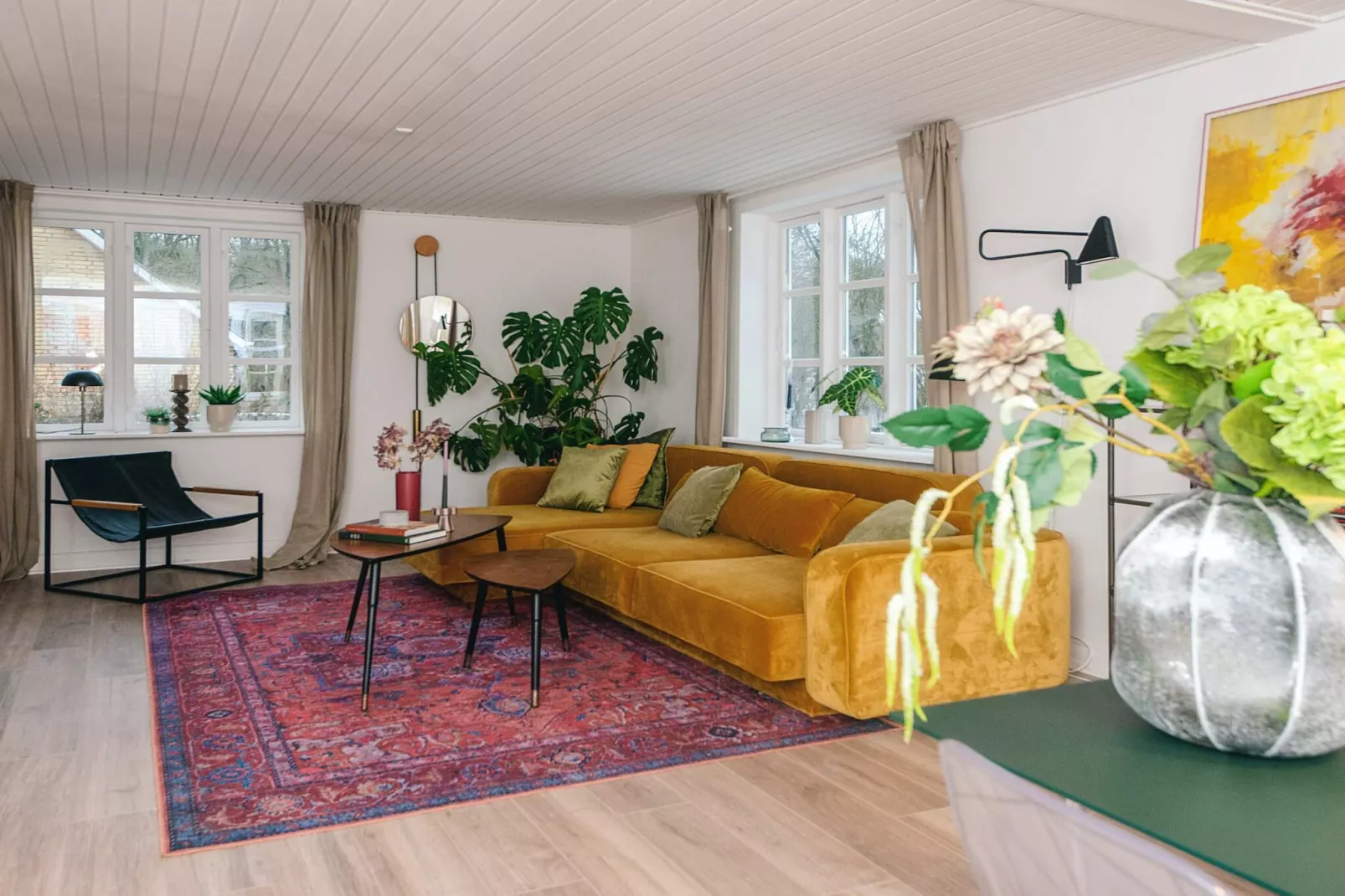 Nature Escape: Forest & Lake Access - Indoor