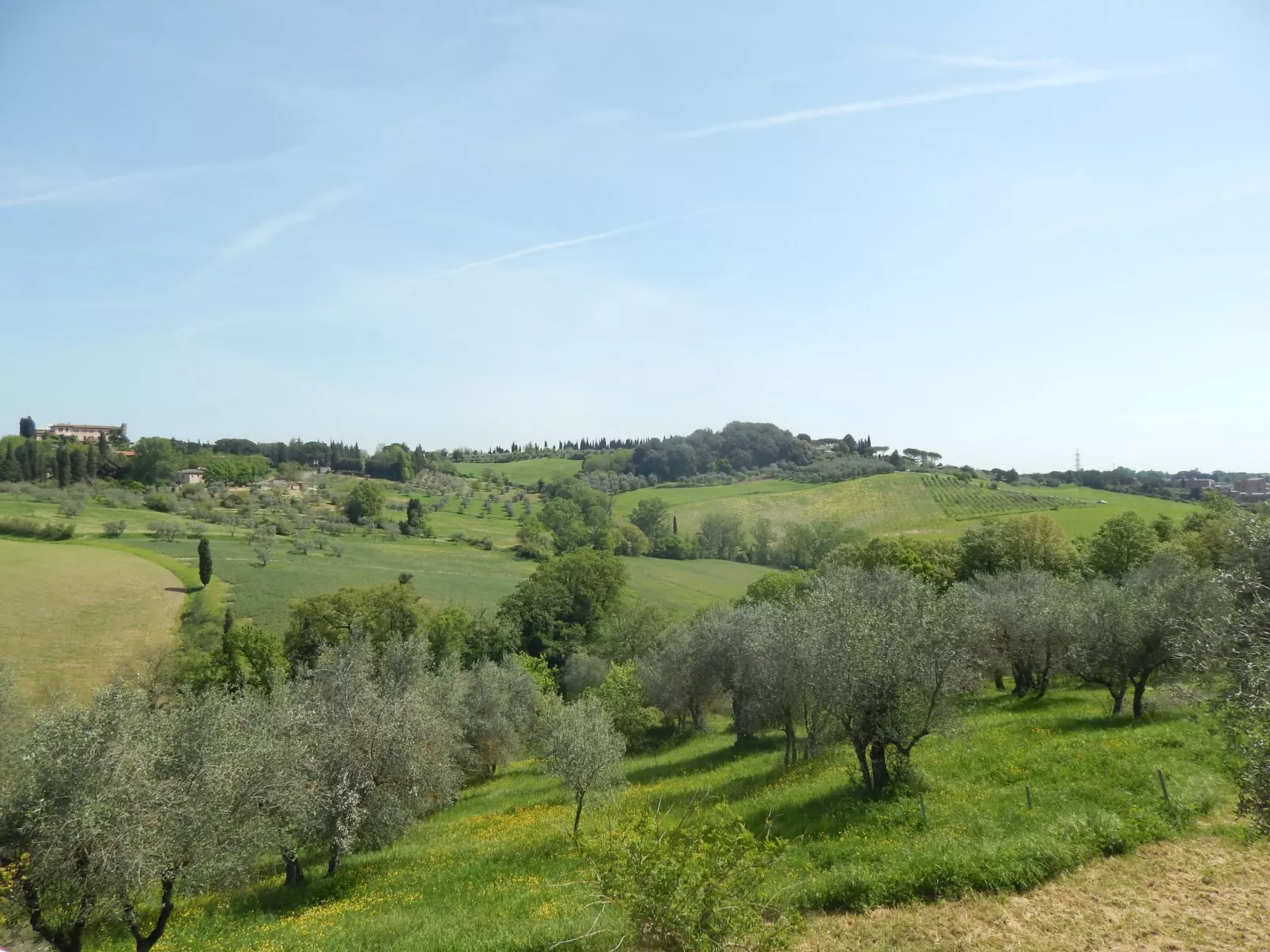 Dreizimmerwohnung für 4 Personen 3 km vom Zentru - Dehors