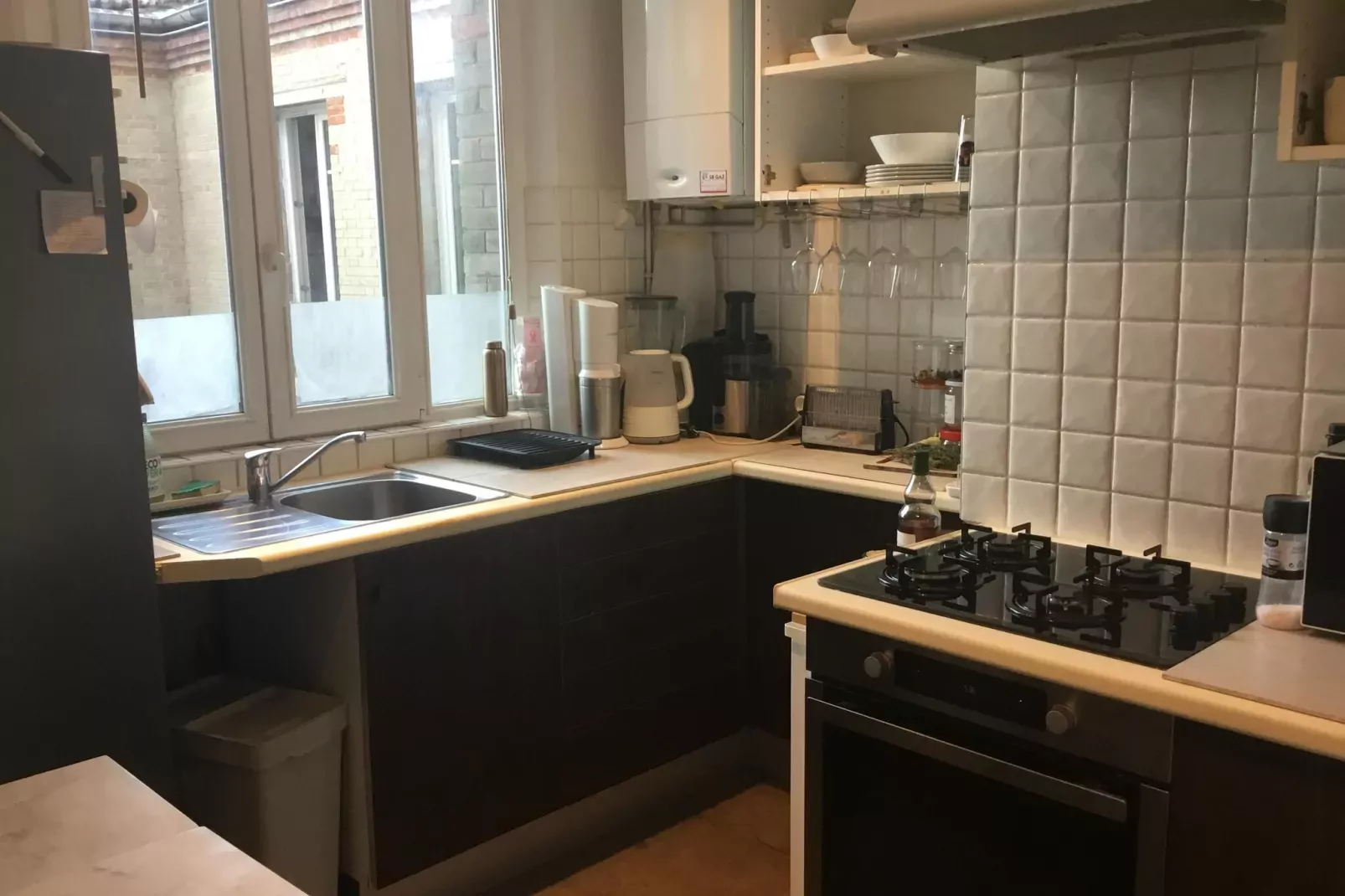 APPARTEMENT VICTOR HUGO/ GENY-Kitchen