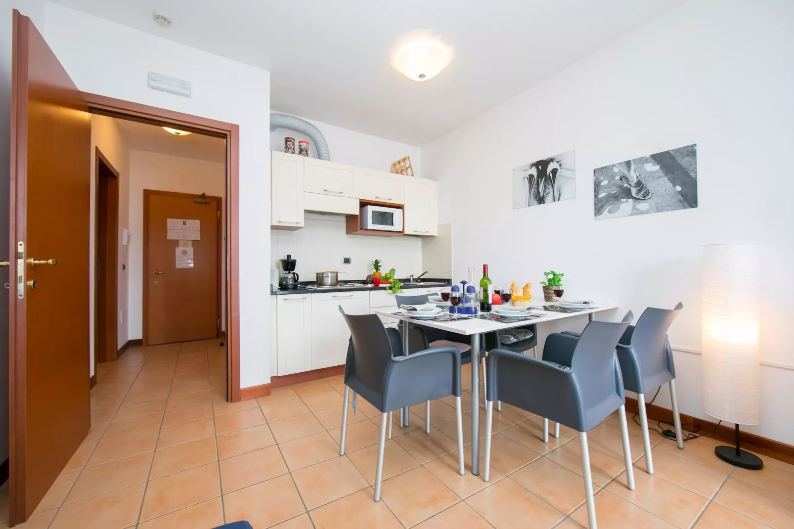 RESIDENCE PORTO LETIZIA - PALACE-2ROOM APT 6 PAX LAKE VIEW 8209 - P2LP6 - Dining room