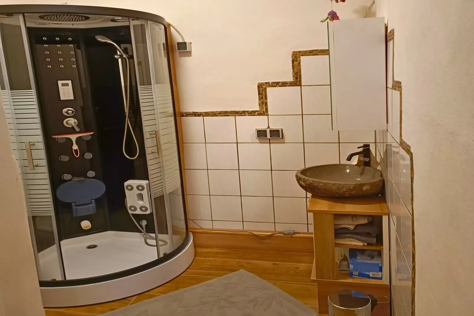 Ferienhaus in Steinheim-Bathroom