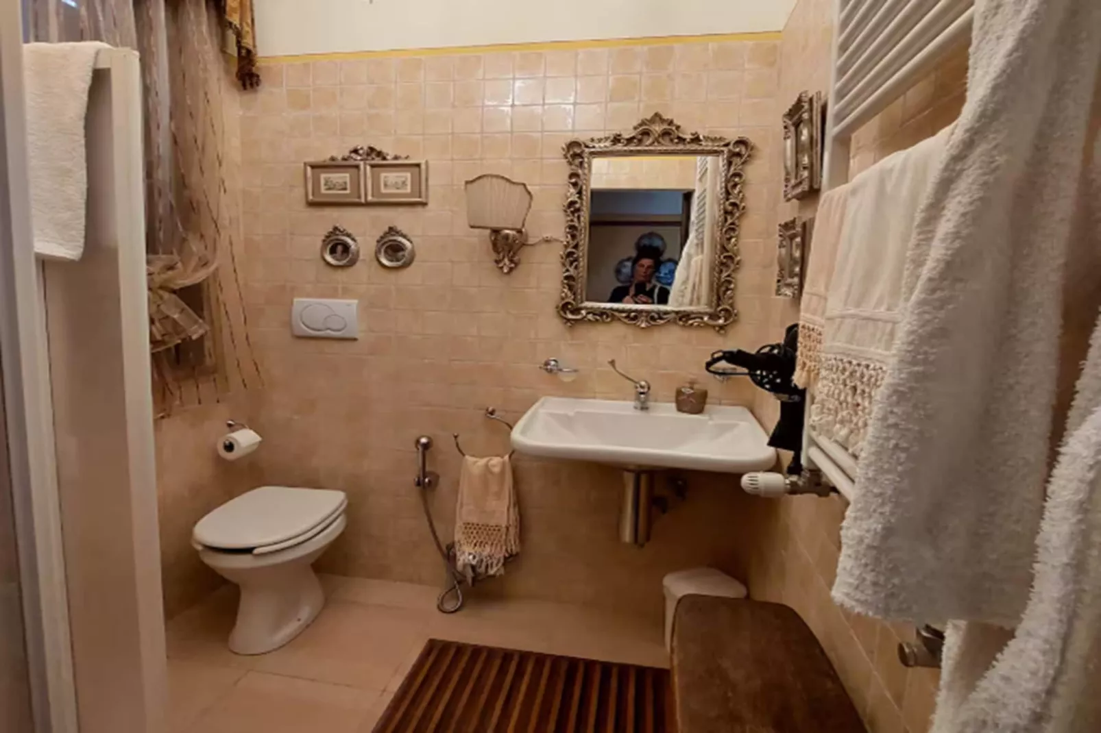 Luna Chiara-Bathroom