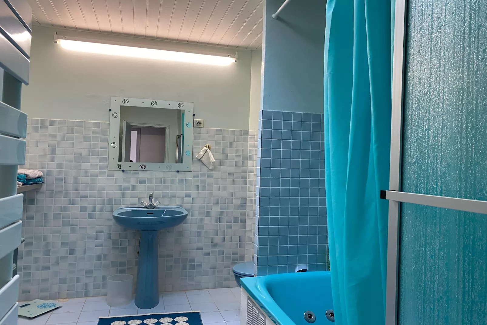 Holiday home Les Sables d´Olonne - Bathroom