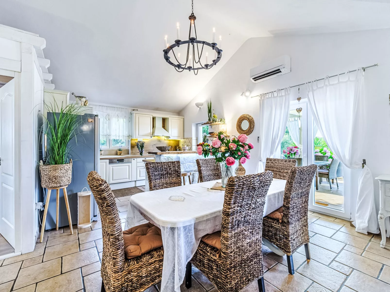 Villa Mutnik-Drinnen