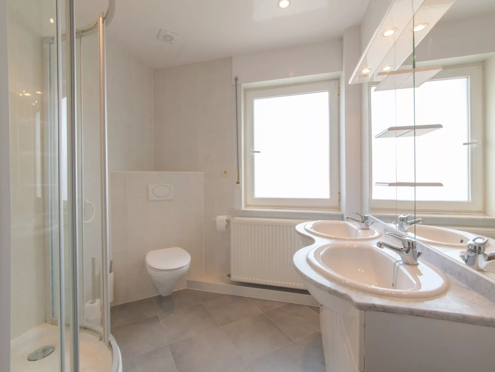 Ruiterlaan - Drinnen