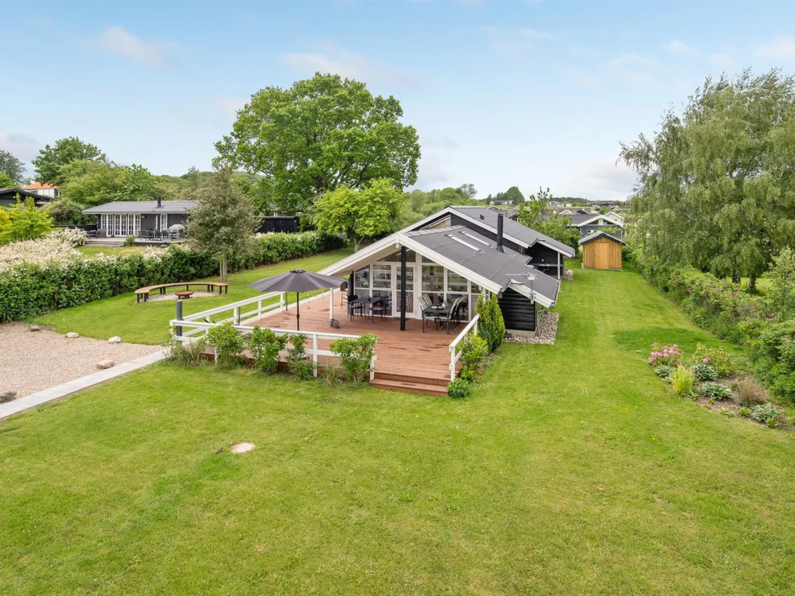 "Flicka" - 275m from the sea-Draußen