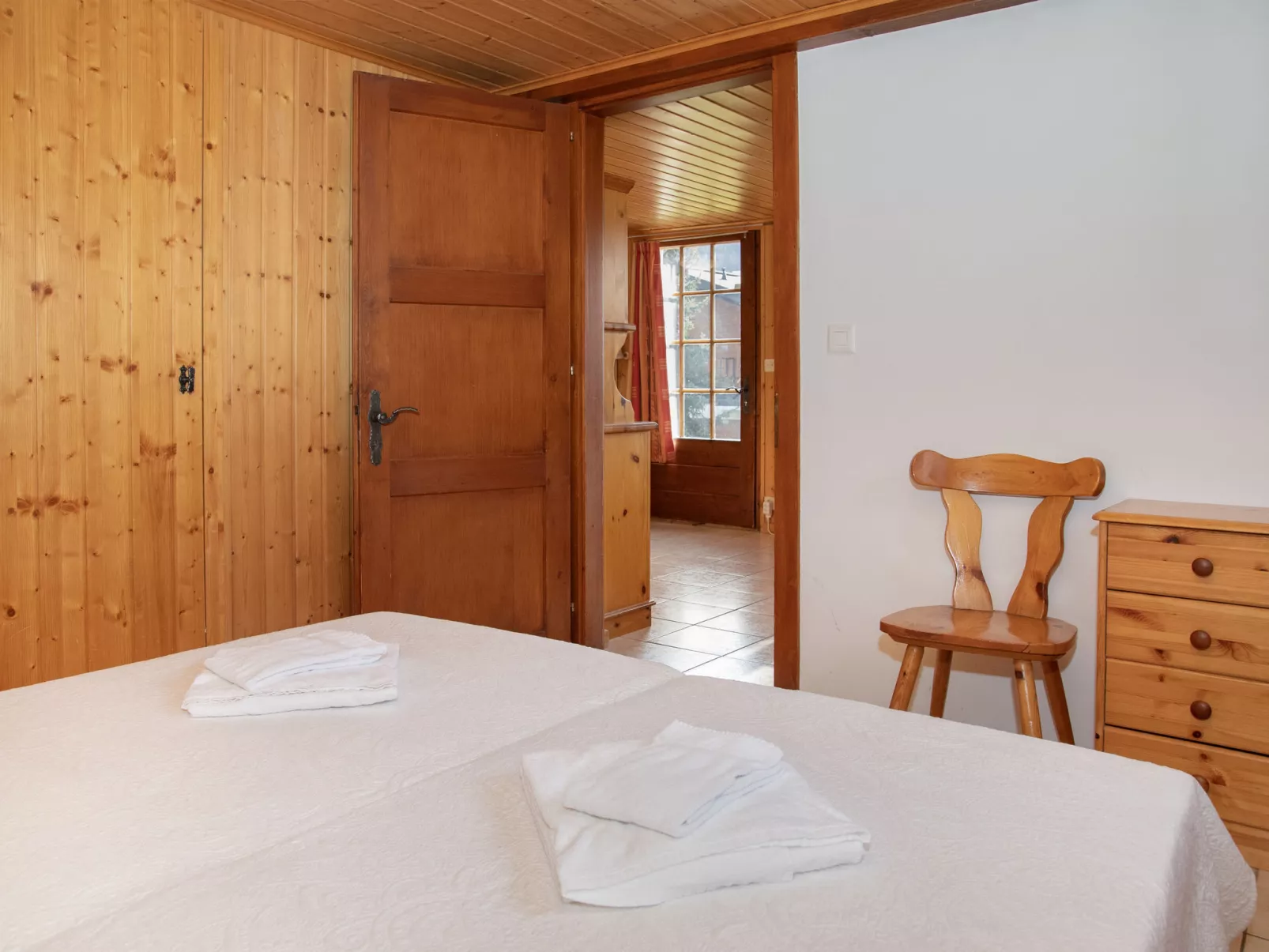 Rousserolles rez gauche-Inside