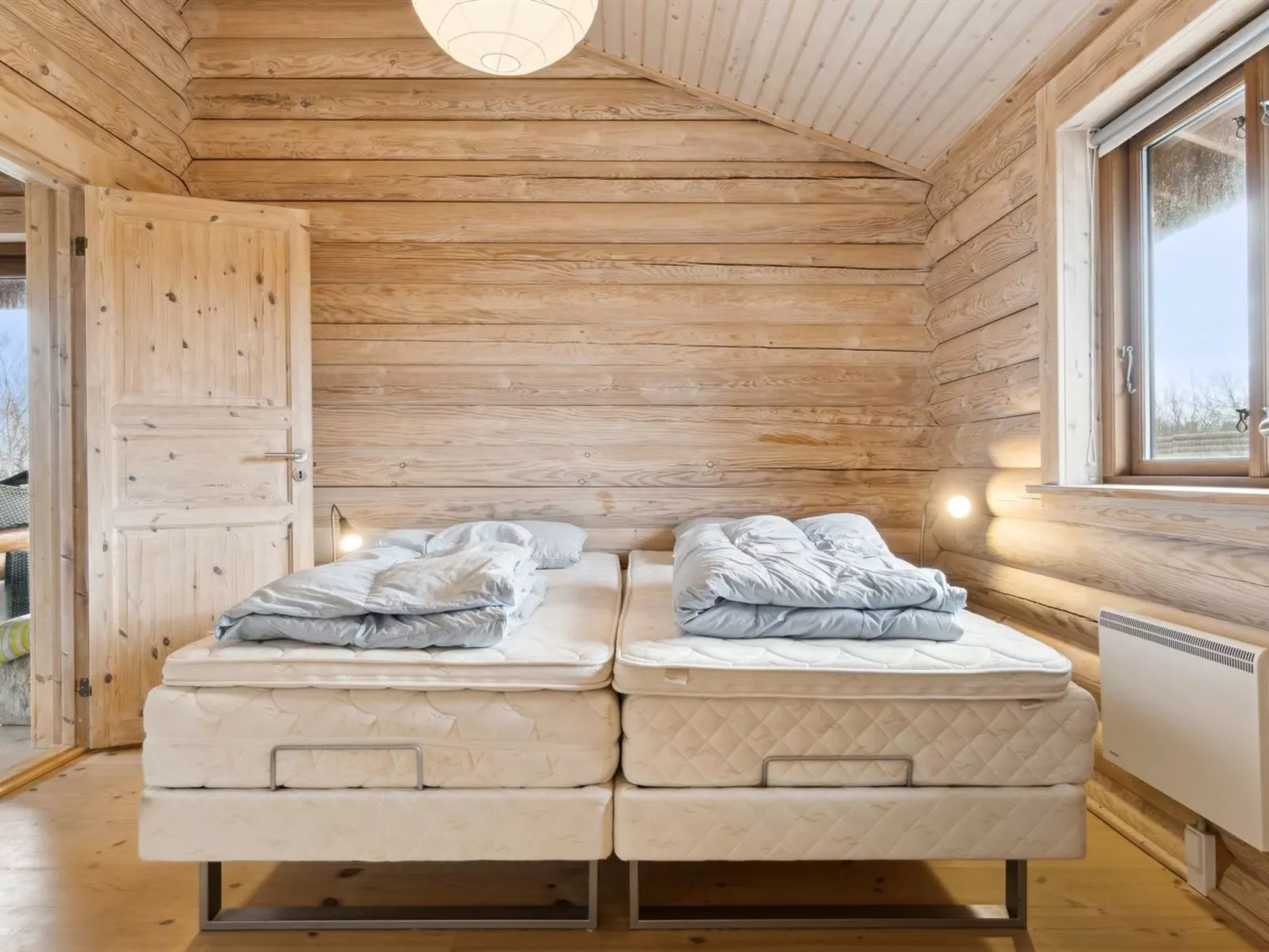 "Guthfast" - 50m from the sea - Drinnen