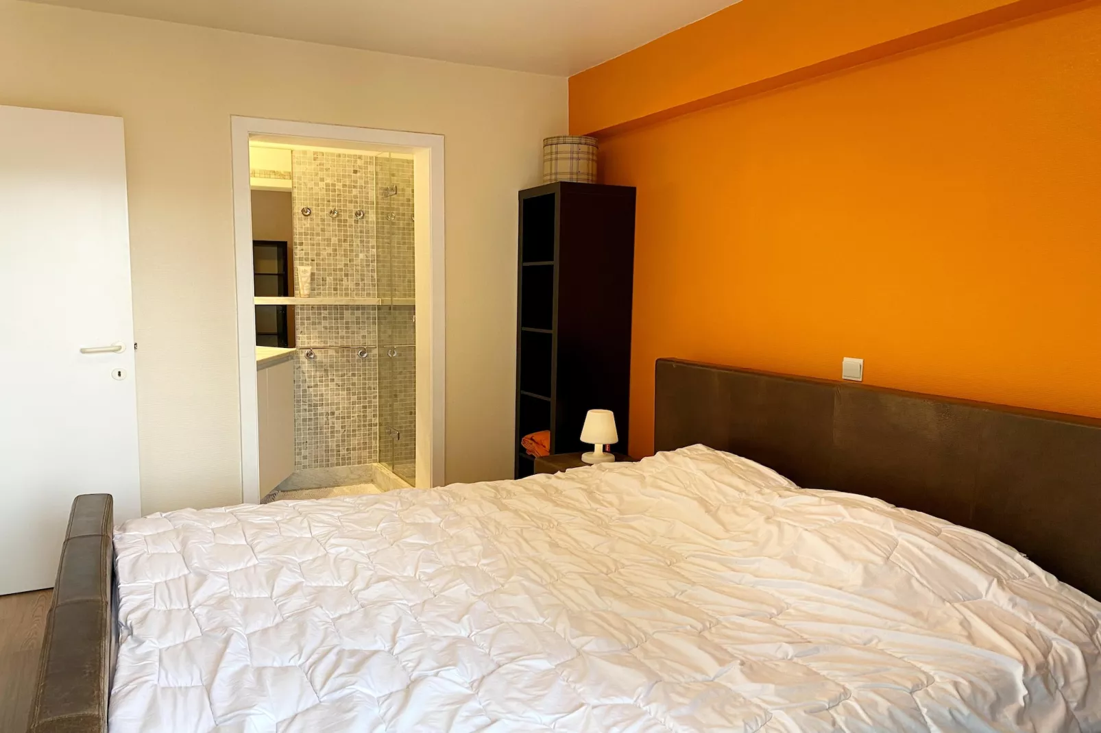 SUNFLOWER 0705GAR-Bedroom