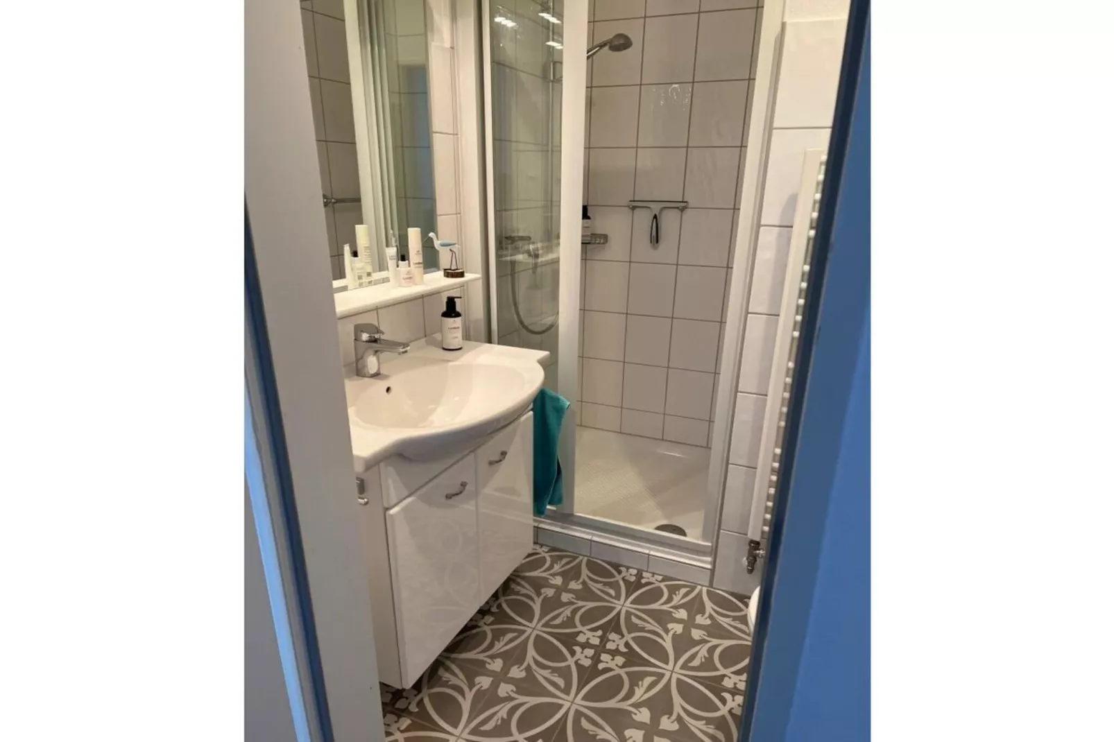 397492-Bathroom