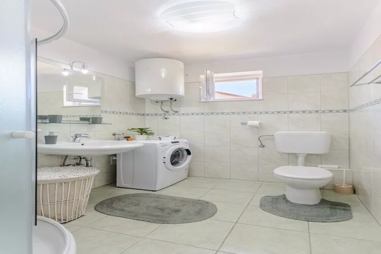 Sunset view apartment - One bedroom apartment with balcony and sea view-Bathroom