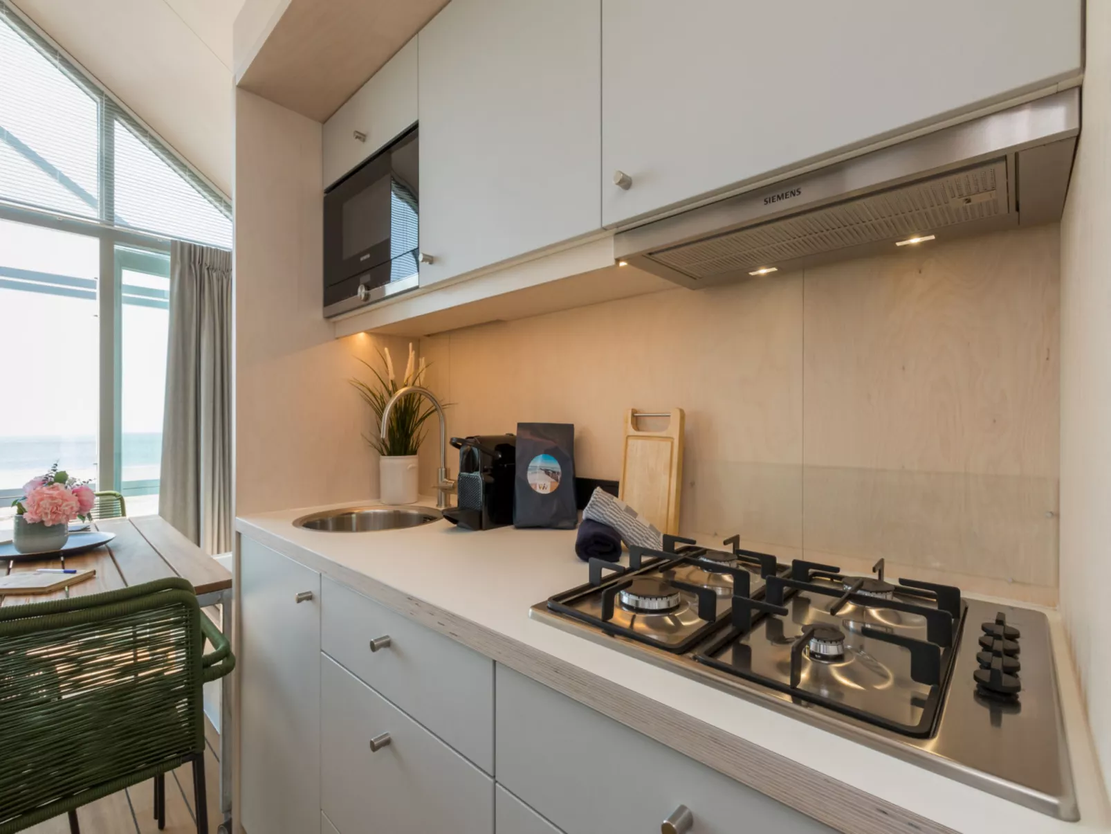 Seaview Lodge-Dedans