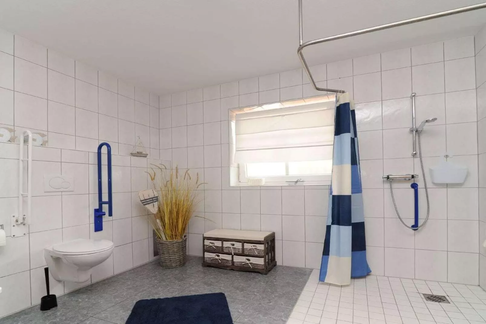 114416-Badezimmer