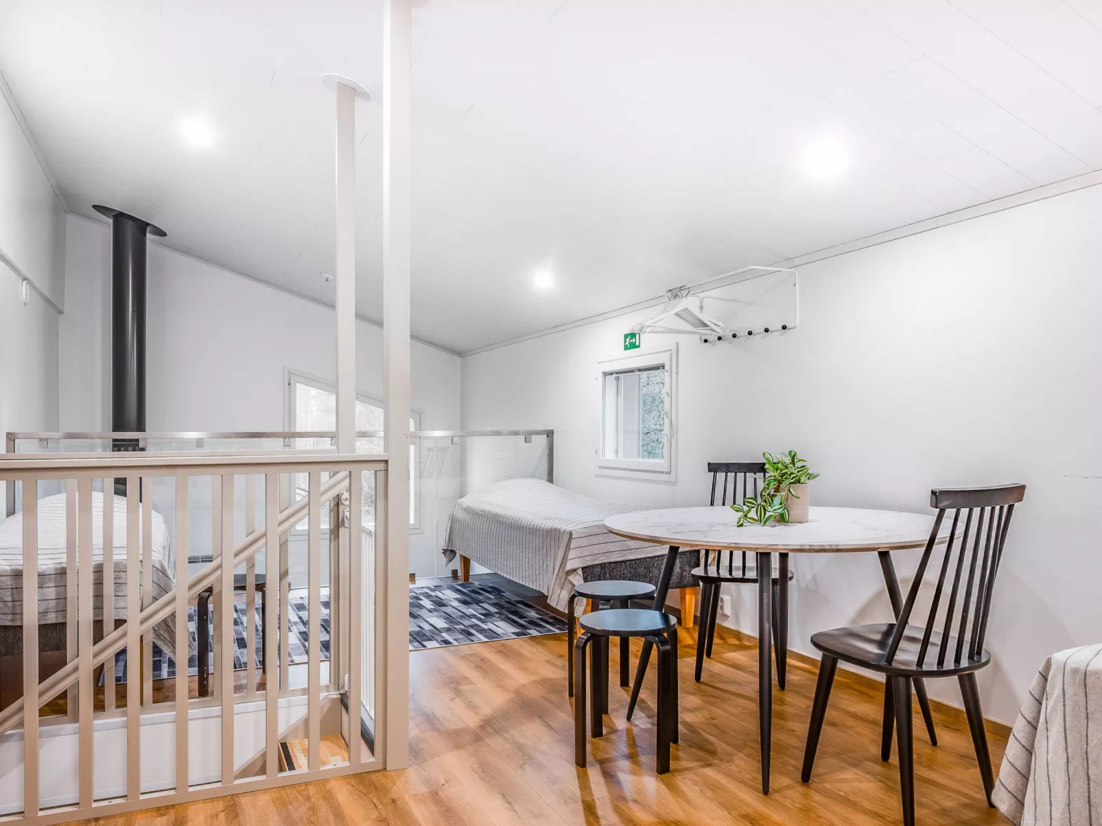 Saukonpesä a-Drinnen