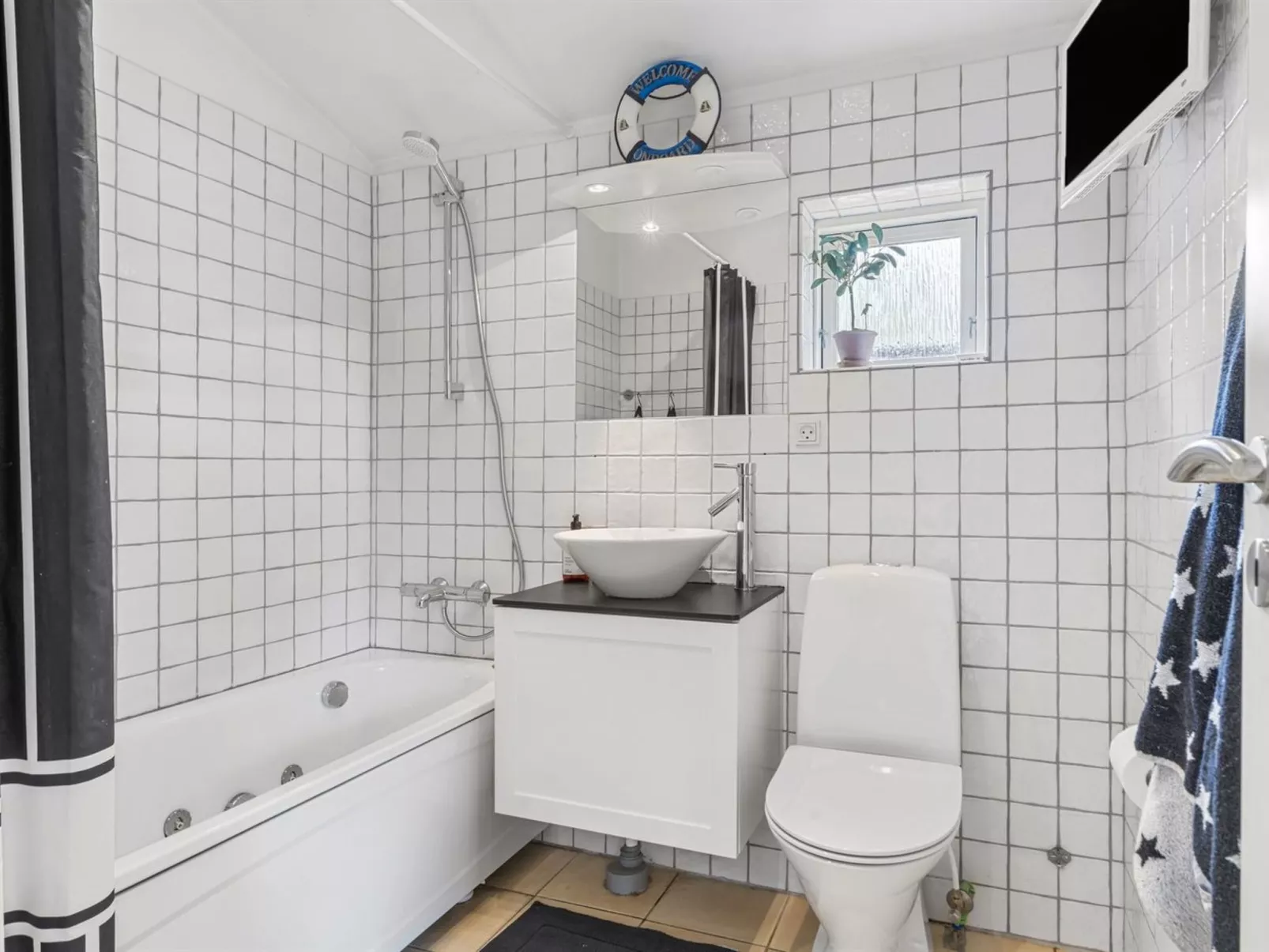 "Mads" - 1.2km from the sea - Inside