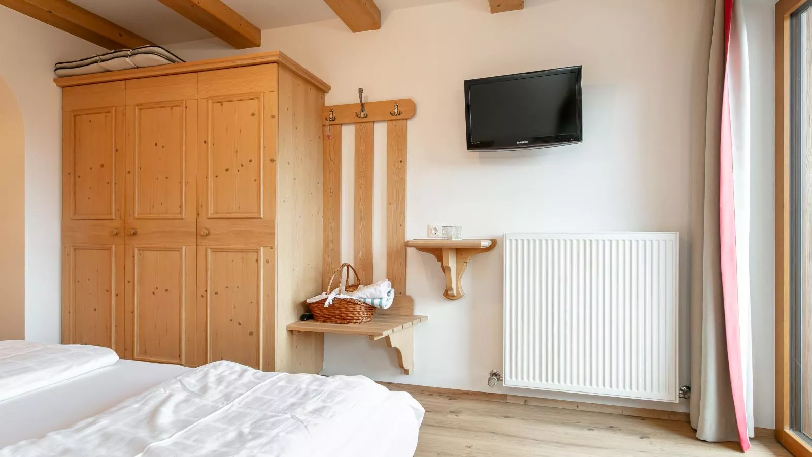 Landhaus Marchfeld Top 1  Top 2 Top 3 - Bedroom