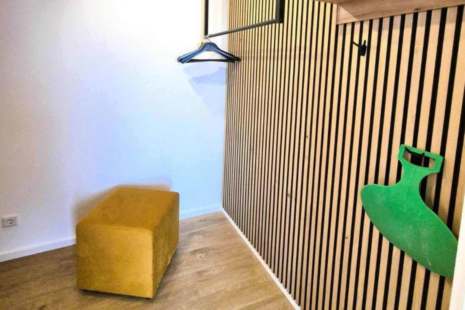 NEW ADD 1 SZ/4 P- Winterberg Appartement 21141 Penthouse-Flur