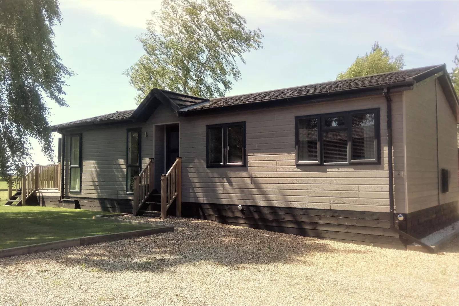 New Puddledock-Exterior summer
