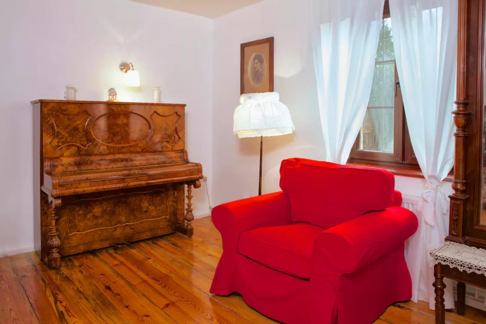 Dom wakacyjny w Sasinie dla max 10 osób-Salon