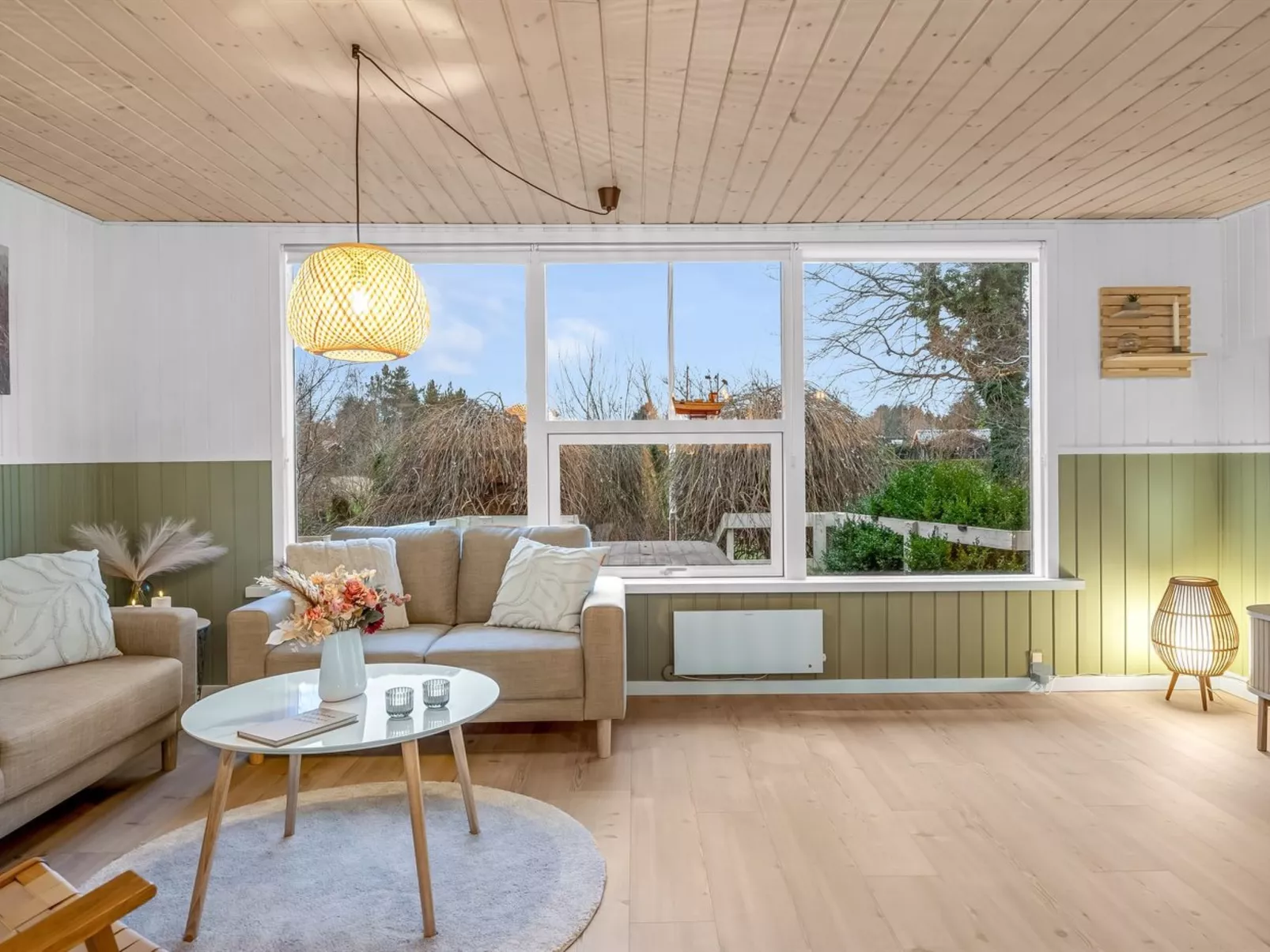 "Felicia" -  from the sea - Drinnen