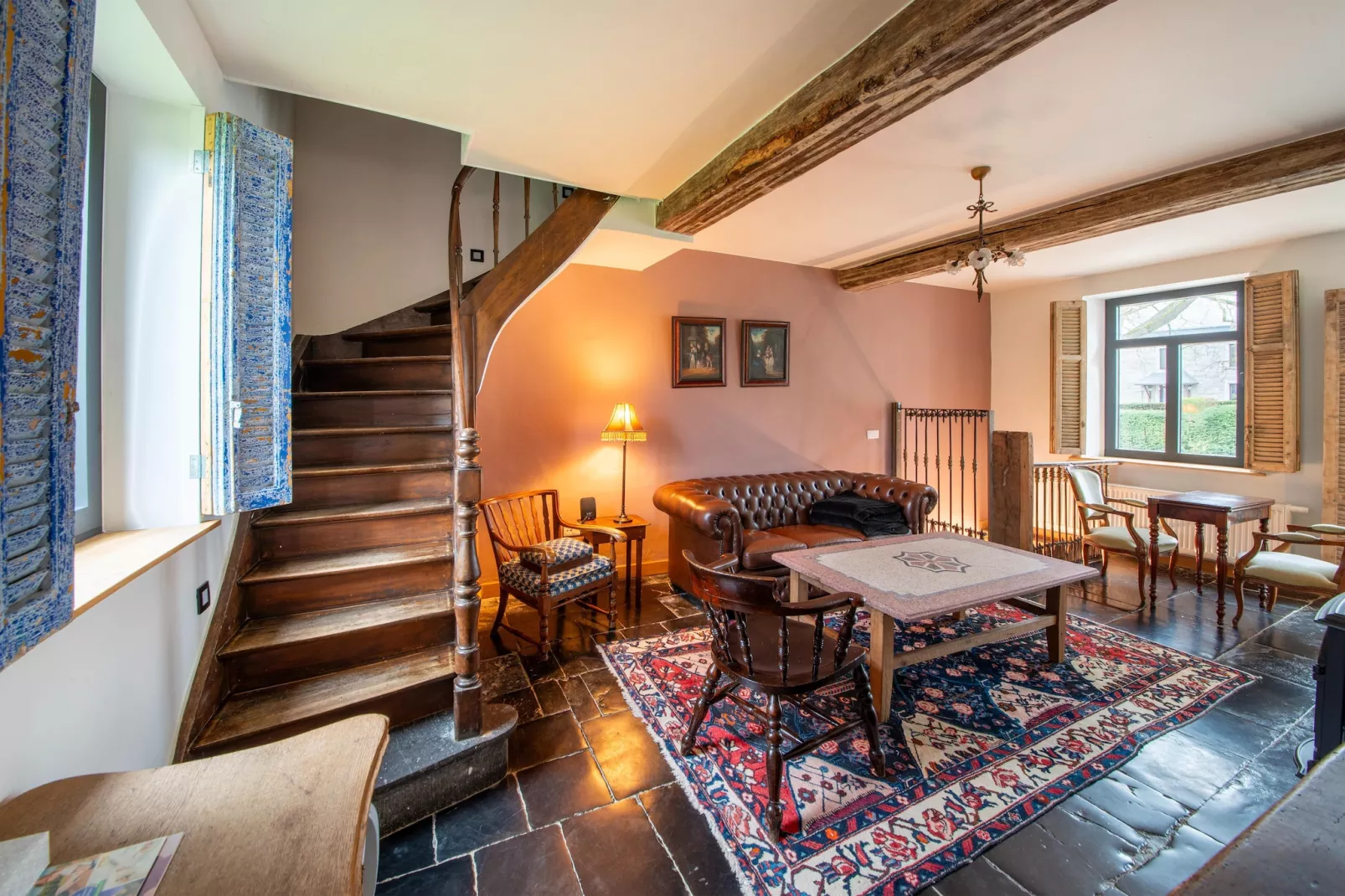 Maison Rose - Living room