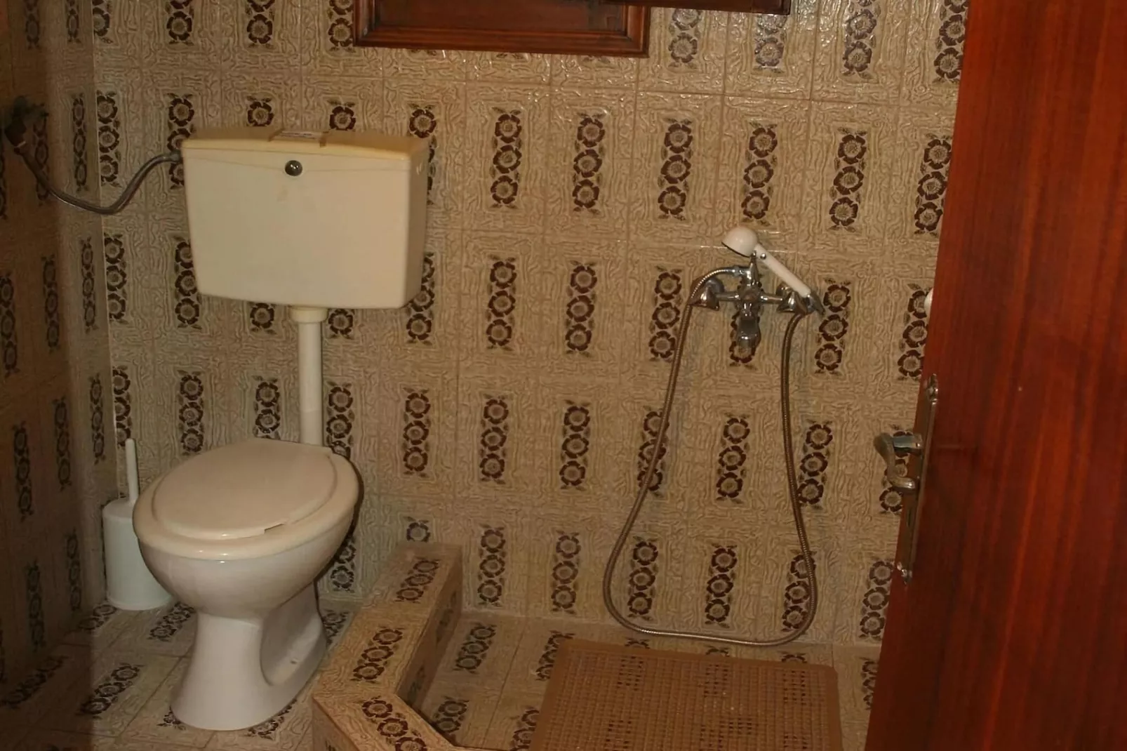 Bali Apartments Crete-Bathroom