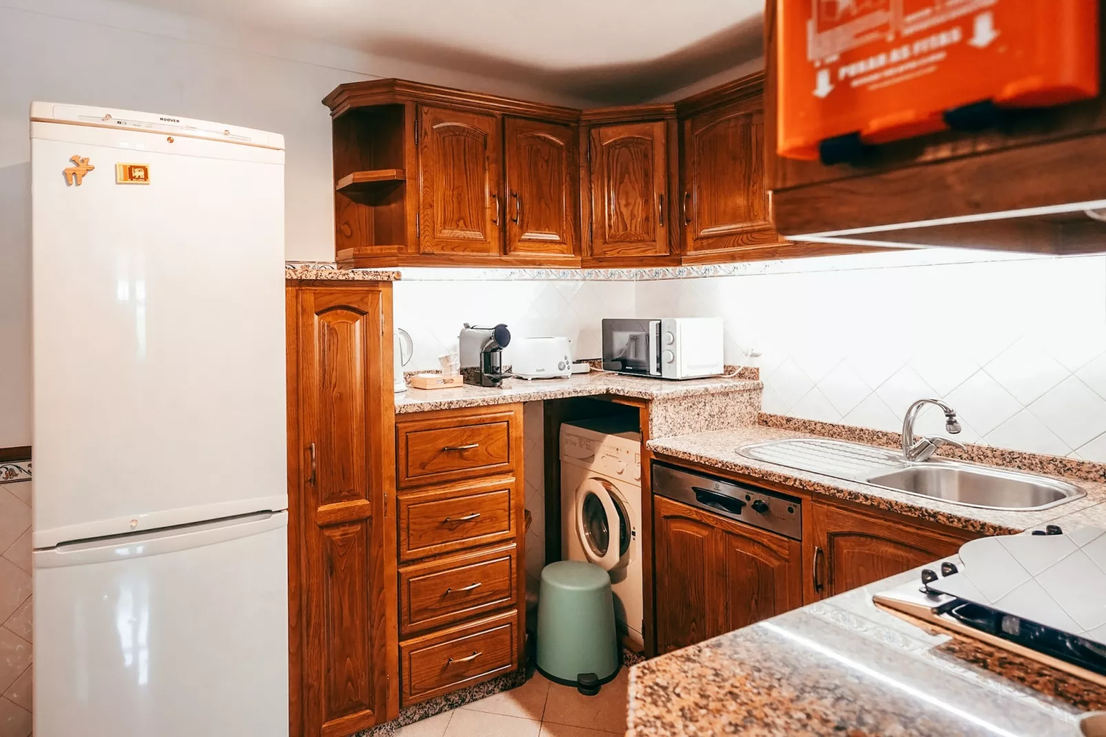 Apolónia Train Spot By Gt House - Kitchen