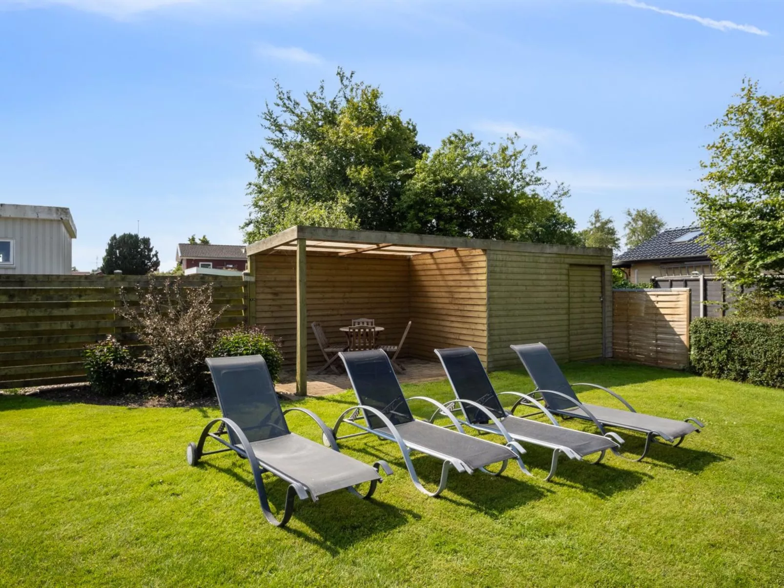 "Neno" - 100m from the sea-Draußen