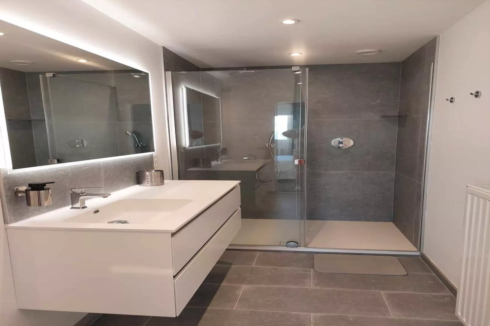 SPLENDID VIEW AYWAILLE-Bathroom