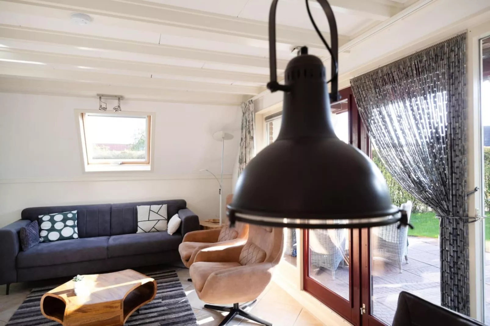 92 | Gaai | Prachtige bungalow nabij natuur-Living room