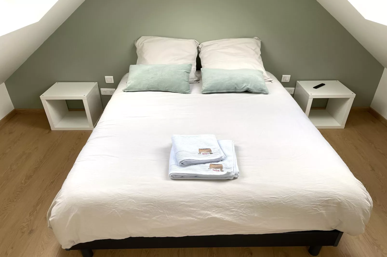 Maison de ville avec terrasse/jardin Guerlesquin-Schlafzimmer