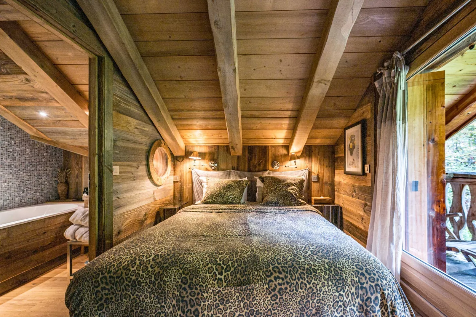 SG-138-BLANCHE-Y-Non tagué