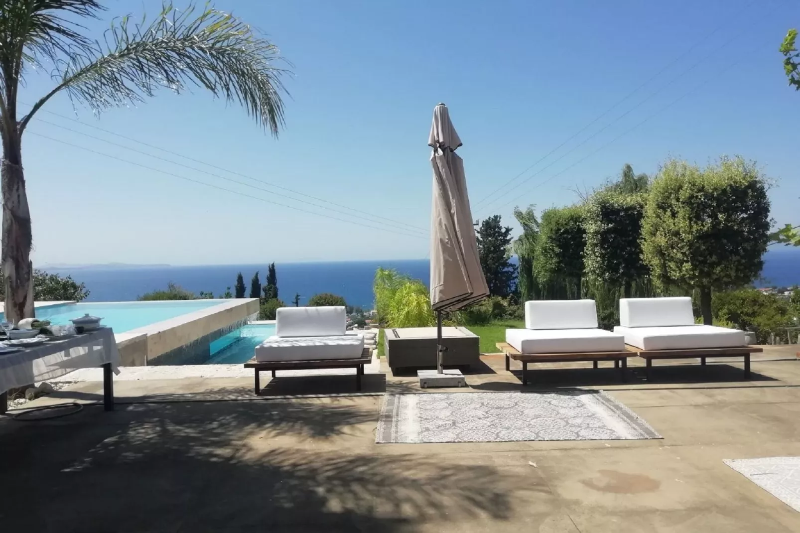 Luxury Villa at Vrahniou-Gardens summer