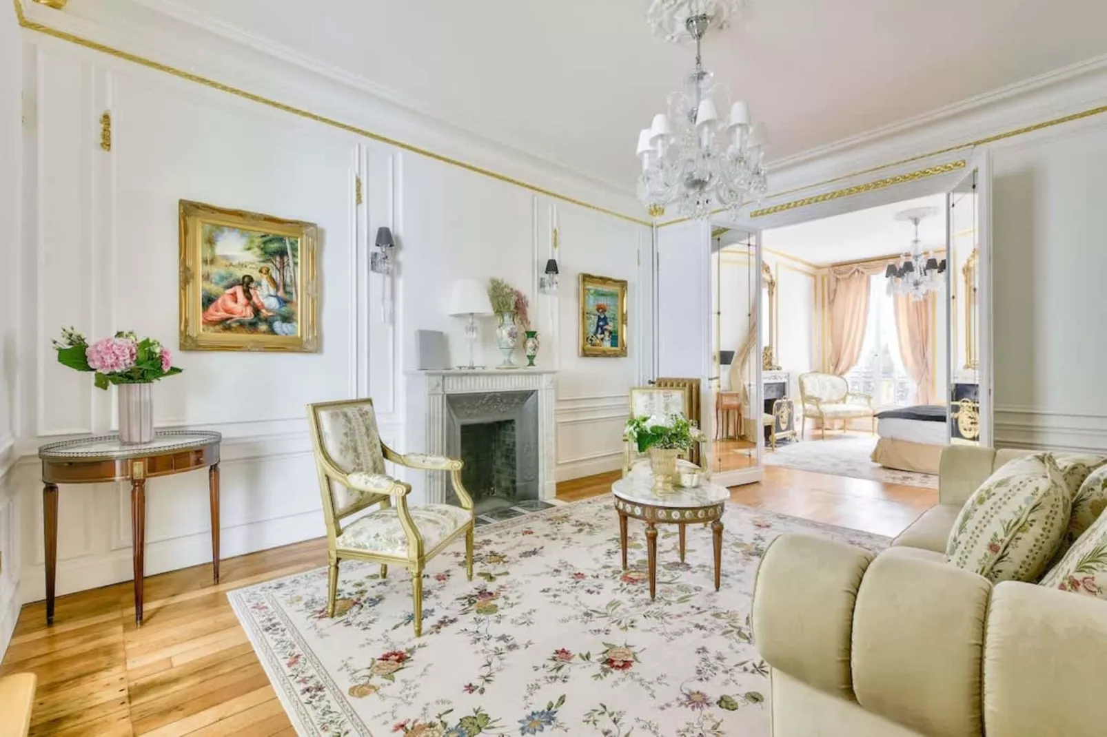 Noble demeure de luxe en plein coeur de Paris-Wohnzimmer