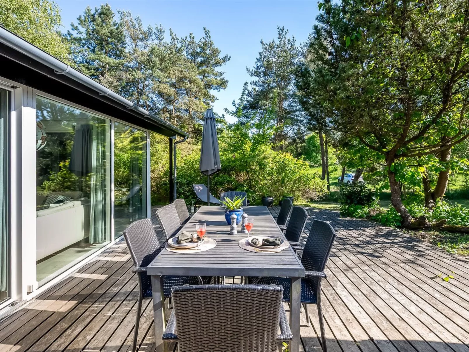 "Simjanka" - 800m from the sea-Draußen