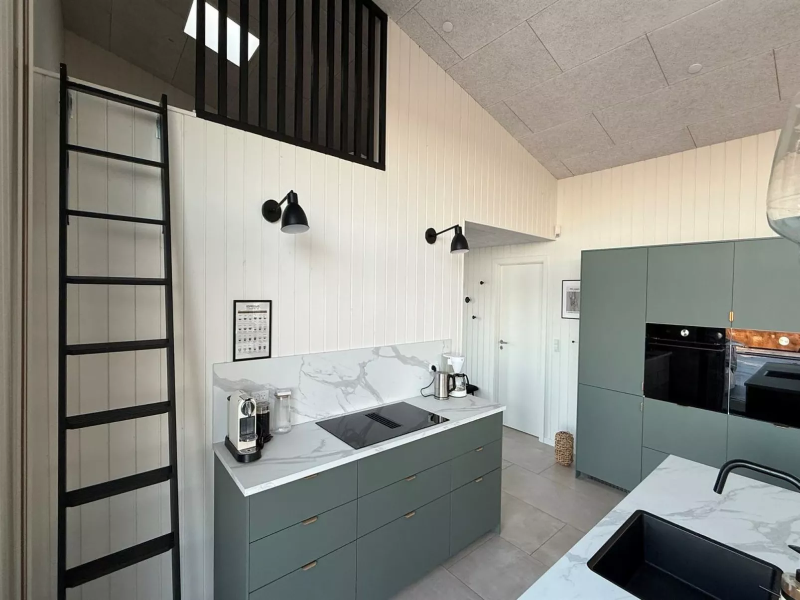 "Marten" - 500m from the sea-Drinnen